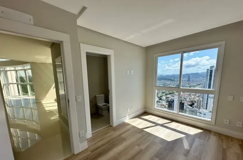 Apartamento Duplex Vista Mar com 4 suítes e 3 vagas de garagem em Balneário Camboriú-SC — foto 6