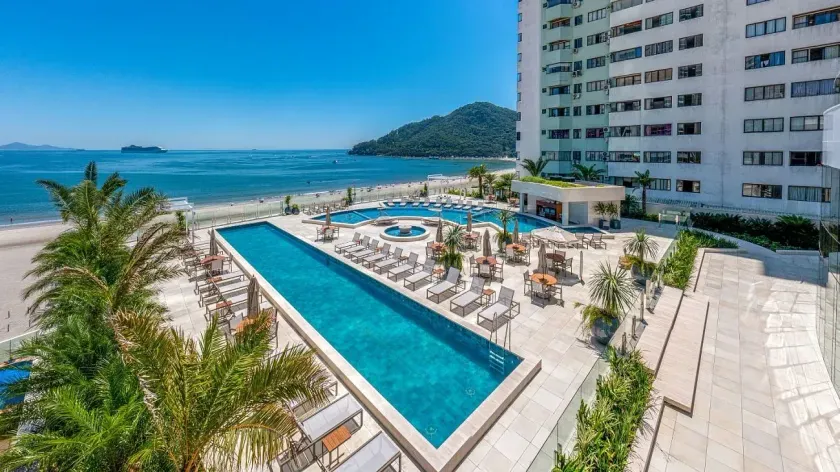 Apartamento frente mar com 4 suítes e 2 vagas de garagem em Balneário Camboriú — foto 23