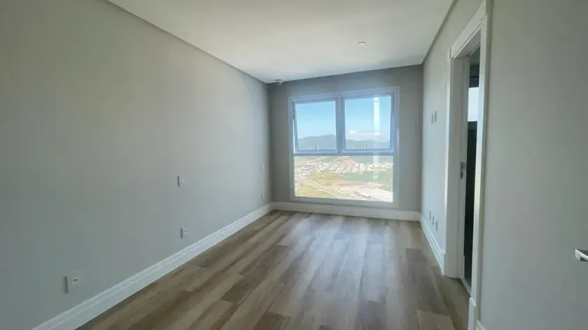 Apartamento Frente Mar com 4 suítes e 3 vagas de garagem em Balneário Camboriú — foto 8