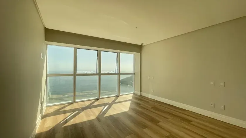 Apartamento Frente Mar com 4 suítes e 3 vagas de garagem em Balneário Camboriú — foto 12
