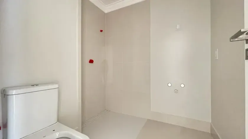Apartamento Frente Mar com 4 suítes e 3 vagas de garagem em Balneário Camboriú — foto 23