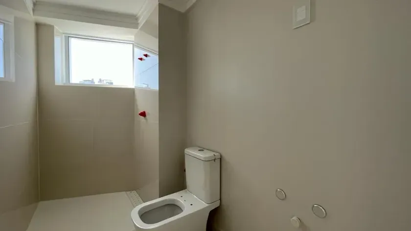Apartamento Frente Mar com 4 suítes e 3 vagas de garagem em Balneário Camboriú — foto 25