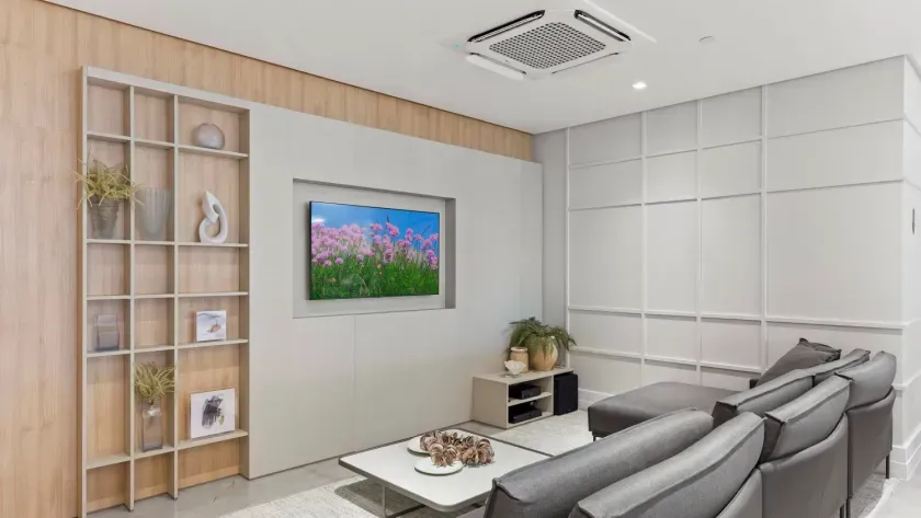 Apartamento Frente Mar com 4 suítes e 3 vagas de garagem em Balneário Camboriú — foto 35