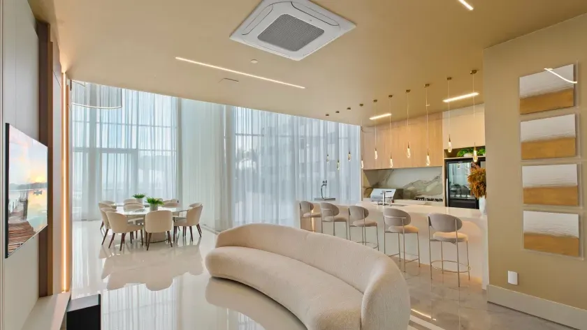 Apartamento Frente Mar com 4 suítes e 3 vagas de garagem em Balneário Camboriú — foto 45