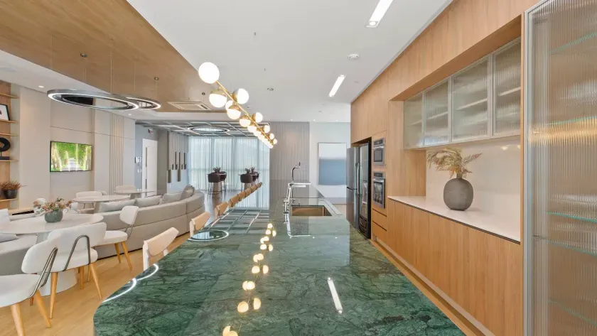 Apartamento Frente Mar com 4 suítes e 3 vagas de garagem em Balneário Camboriú — foto 58