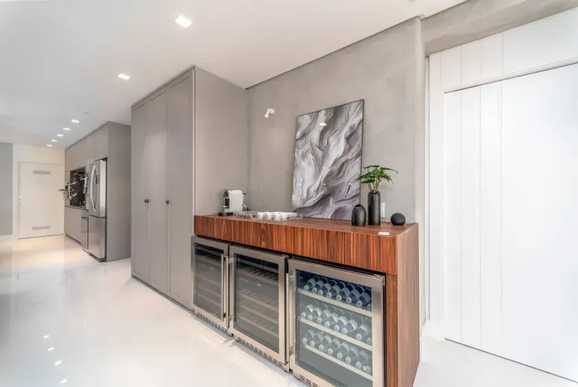 Apartamento com 4 suítes e 3 vagas de garagem em Balneário Camboriú/SC — foto 8