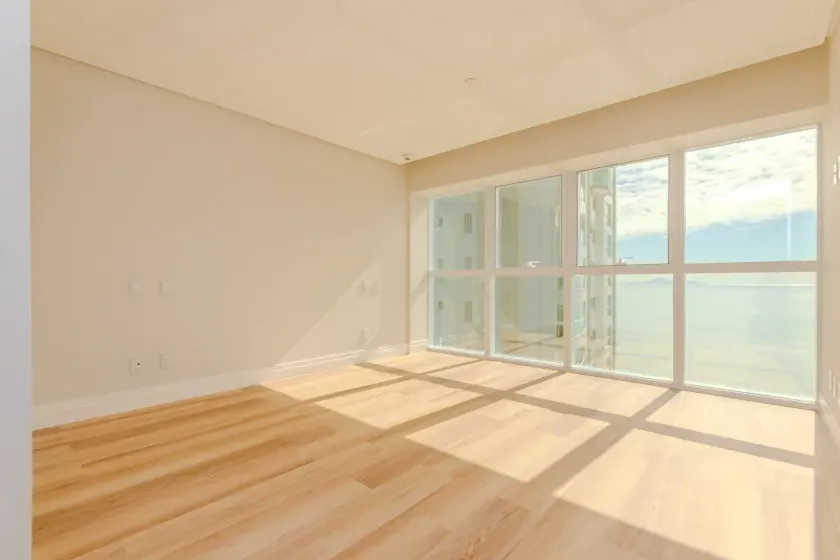 Apartamento com 4 dormitórios sendo 2 suítes e 4 vagas de garagem em Balneário Camboriú — foto 14