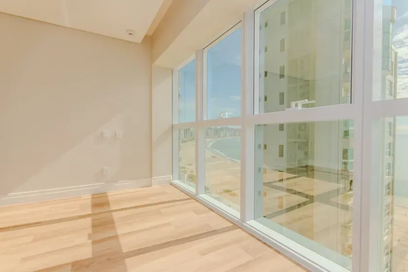 Apartamento com 4 dormitórios sendo 2 suítes e 4 vagas de garagem em Balneário Camboriú — foto 15