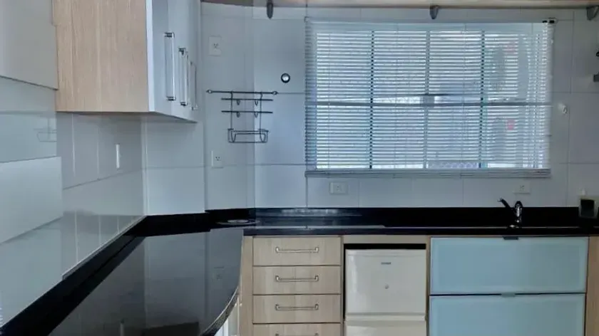 Apartamento mobiliado quadra mar com 3 suítes e 2 vagas de garagem em Balneário Camboriú — foto 23