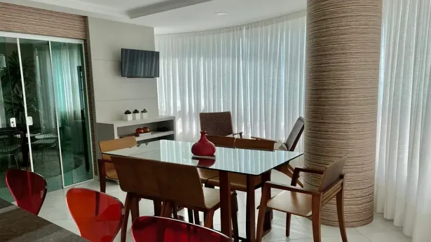 Apartamento mobiliado quadra mar com 3 suítes e 2 vagas de garagem em Balneário Camboriú — foto 27
