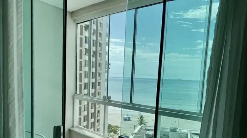 Apartamento mobiliado quadra mar com 3 suítes e 2 vagas de garagem em Balneário Camboriú — foto 33