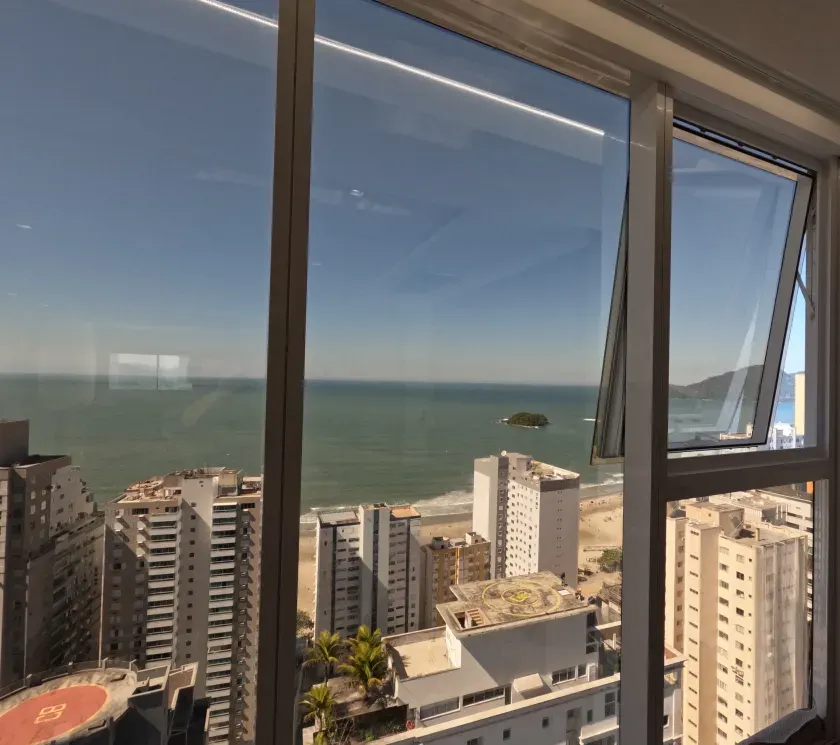 Apartamento vista mar com 4 suítes e 4 vagas de garagem em Balneário Camboriú/SC — foto 4