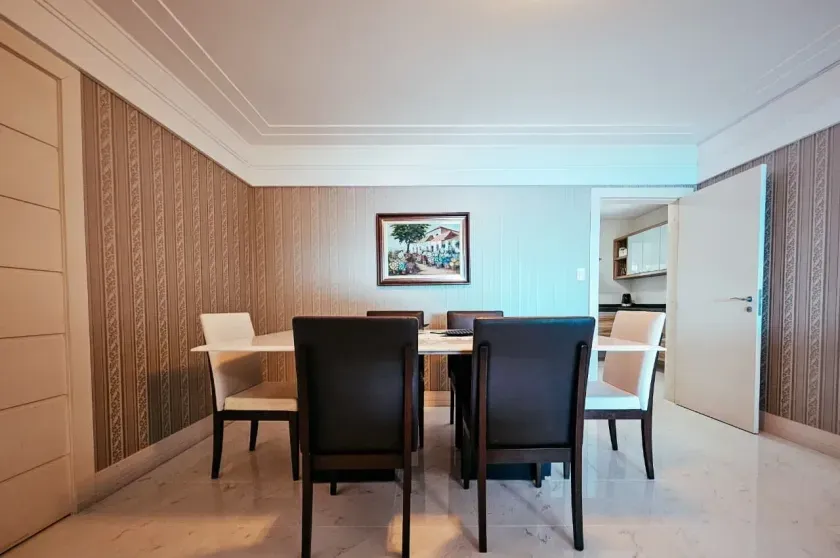 Apartamento Vista Mar com 3 dormitórios sendo 1 suíte e 1 vaga de garagem em Balneário Camboriú — foto 8