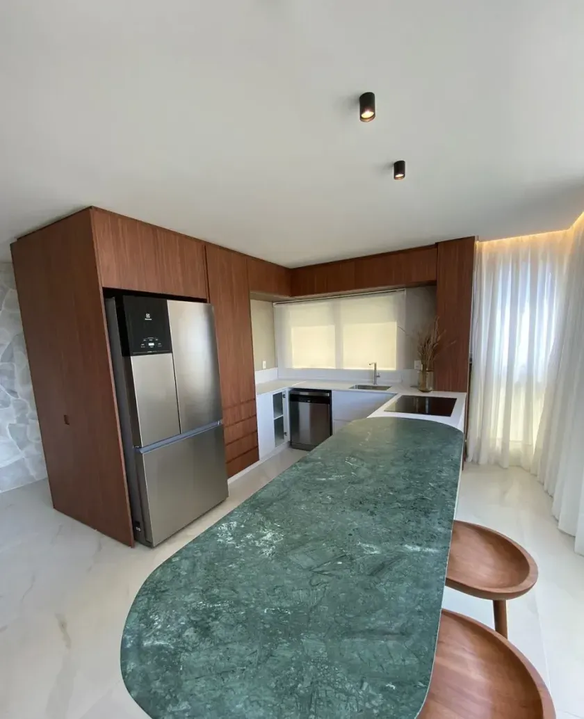 Apartamento semi mobiliado com 3 suítes e 2 vagas de garagem na Praia Brava em Itajaí — foto 5