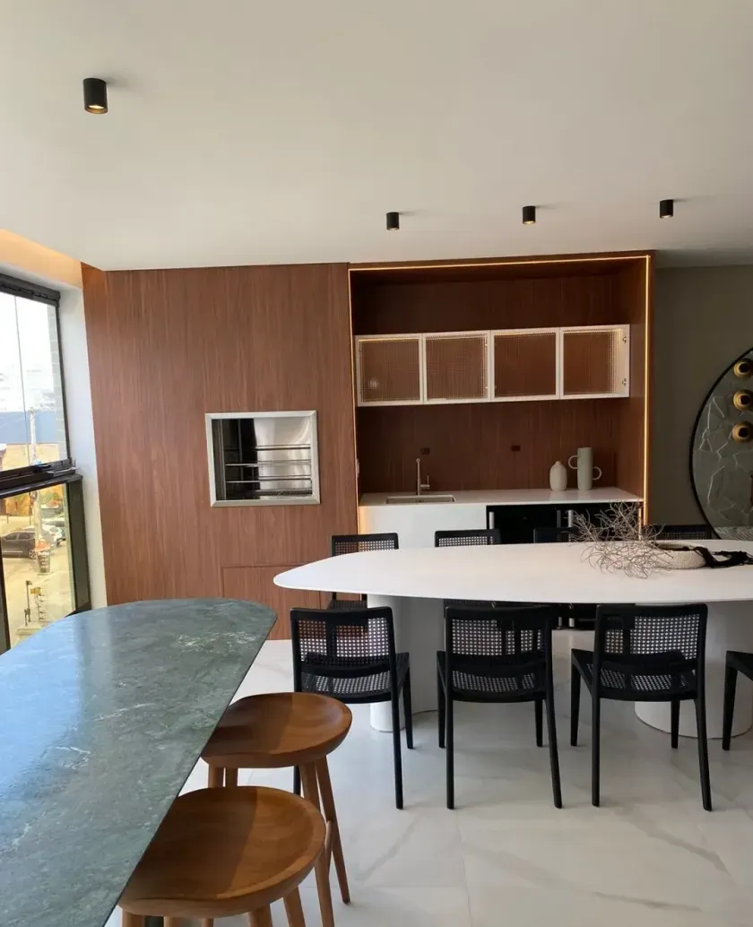 Apartamento semi mobiliado com 3 suítes e 2 vagas de garagem na Praia Brava em Itajaí — foto 8