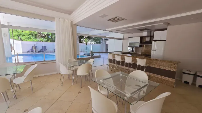 Apartamento quadra mar com 2 dormitórios sendo 1 suíte e 1 vaga em Balneário Camboriú/SC — foto 10