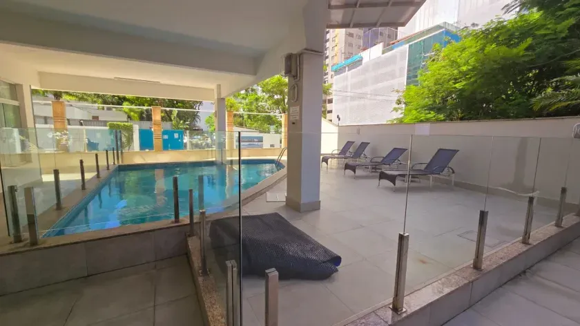 Apartamento quadra mar com 2 dormitórios sendo 1 suíte e 1 vaga em Balneário Camboriú/SC — foto 11