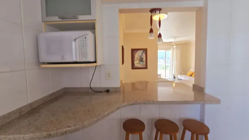 Apartamento quadra mar com 2 dormitórios sendo 1 suíte e 1 vaga em Balneário Camboriú/SC — foto 4
