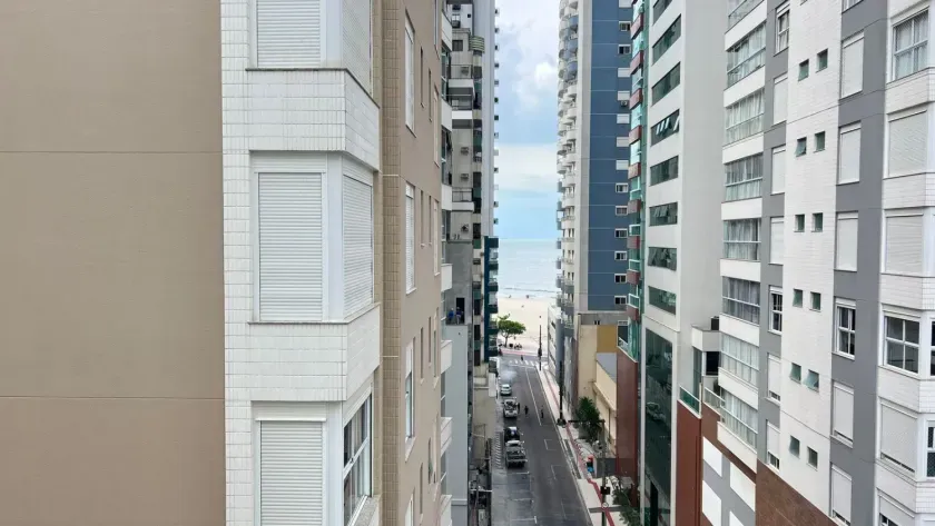 Apartamento mobiliado com 3 dormitórios 1 suíte e 1 vaga em Balneário Camboriú/SC — foto 15