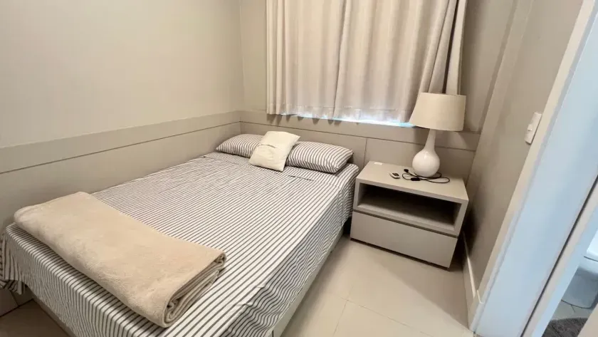 Apartamento mobiliado com 3 dormitórios 1 suíte e 1 vaga em Balneário Camboriú/SC — foto 11