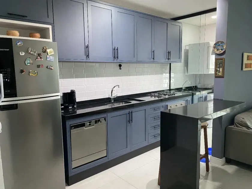 Apartamento com 1 suíte + 2 demi-suítes e 2 vagas de garagem na Praia Brava em Itajaí — foto 2