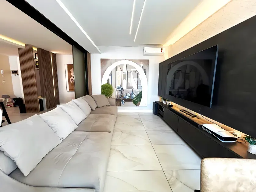 Apartamento vista mar com 3 suítes sendo 1 master e 3 vagas de garagem em Balneário Camboriú/SC — foto 11