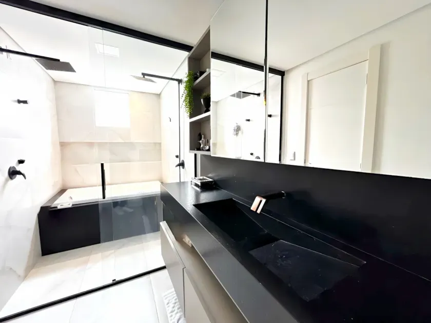 Apartamento vista mar com 3 suítes sendo 1 master e 3 vagas de garagem em Balneário Camboriú/SC — foto 23