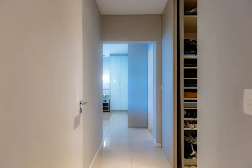 Apartamento com 2 demi suítes e 1 suíte, 2 vagas de garagem no Centro de Balneário Camboriú — foto 29