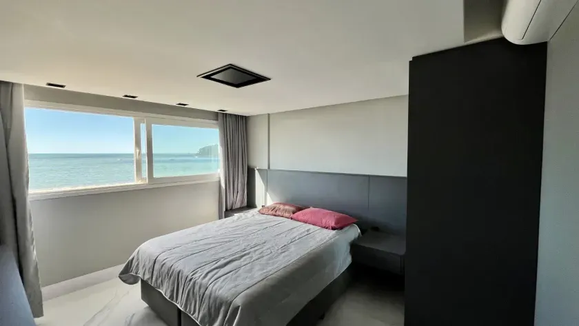 Apartamento frente mar mobiliado com 4 dormitórios sendo 2 suítes e 1 vaga em Balneário Camboriú — foto 20