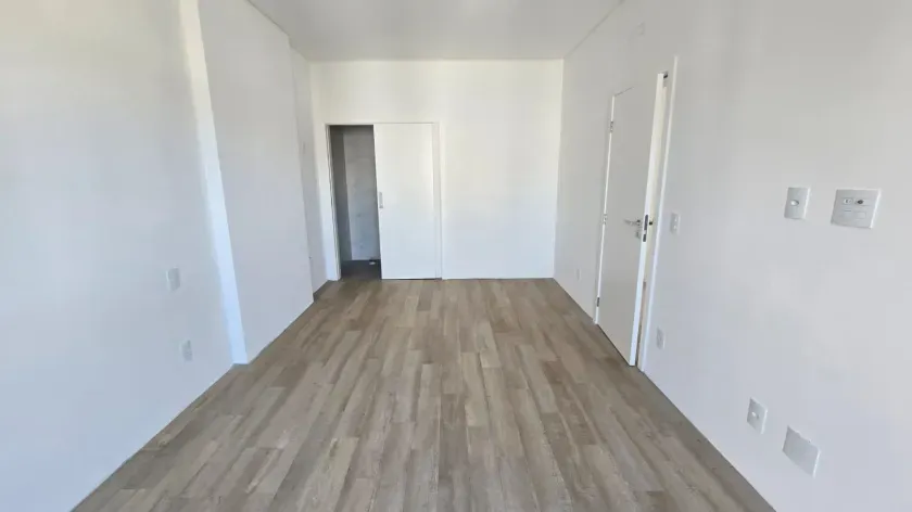 Apartamento vista mar com 3 suítes e 2 vagas de garagem na Praia Brava — foto 6