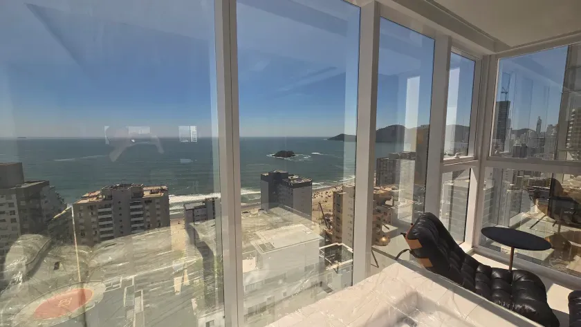 Apartamento vista mar com 4 suítes e 4 vagas de garagem em Balneário Camboriú/SC — foto 5