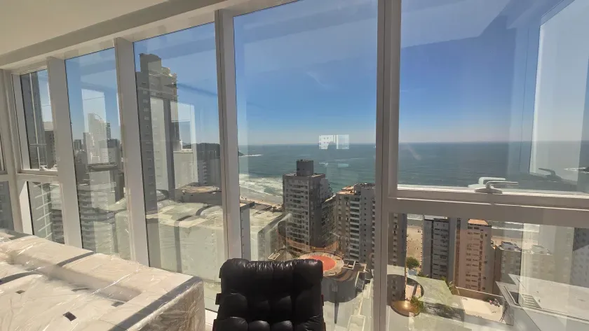 Apartamento vista mar com 4 suítes e 4 vagas de garagem em Balneário Camboriú/SC — foto 10