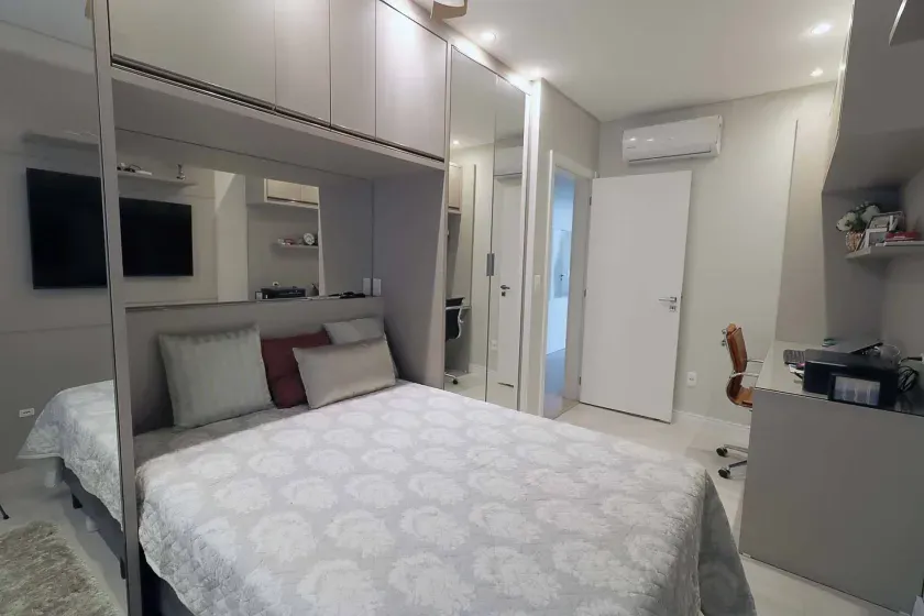 Apartamento de alto padrão mobiliado com 3 dormitórios 2 vagas em  Pioneiros -Balneário Camboriú/SC — foto 13