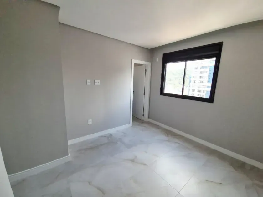 Apartamento com 3 suítes e 2 vagas de garagem em Balneário Camboriú/SC — foto 8