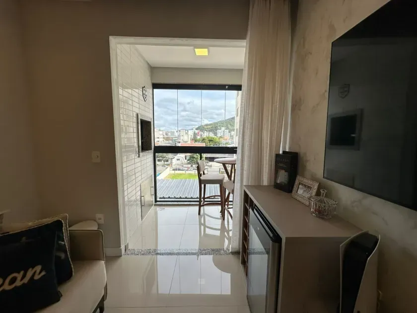 Apartamento alto padrão com 2 dormitórios sendo 1 suíte e 2 vagas - Nações | Balneário Camboriú/SC — foto 6