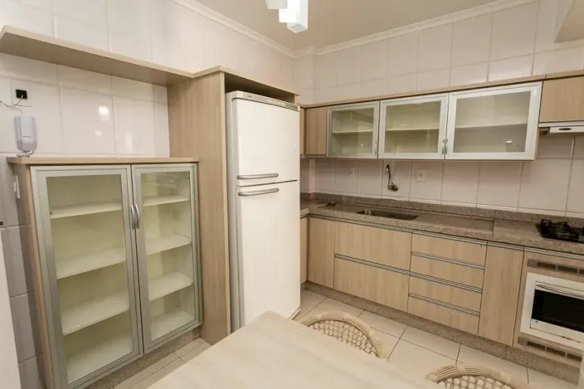 Apartamento com 2 dormitórios sendo 1 suíte e 1 vaga de garagem - Balneário Camboriú/SC — foto 17