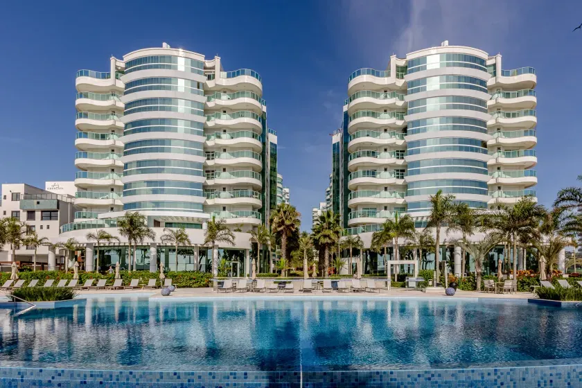 Apartamento frente mar pronto pra morar! Com 3 suítes e 4 vagas de garagem na Praia Brava - Itajaí — foto 3