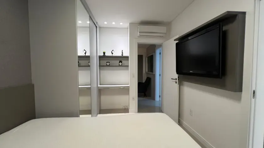 Apartamento mobiliado com 4 dormitórios sendo 2 suítes + 2 demi e 3 vagas em Balneário Camboriú/SC — foto 32