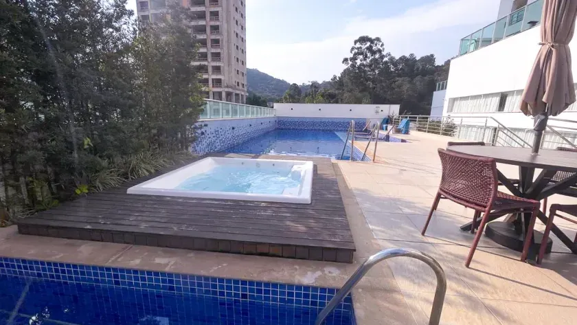 Apartamento mobiliado com 4 dormitórios sendo 2 suítes + 2 demi e 3 vagas em Balneário Camboriú/SC — foto 49