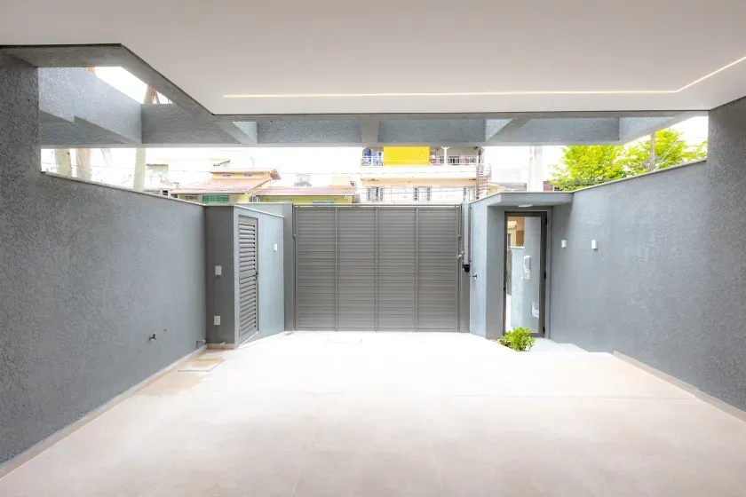 Sobrado Geminado, novo! Com 4 suítes e 2 vagas de garagem no Centro de Balneário Camboriú — foto 39