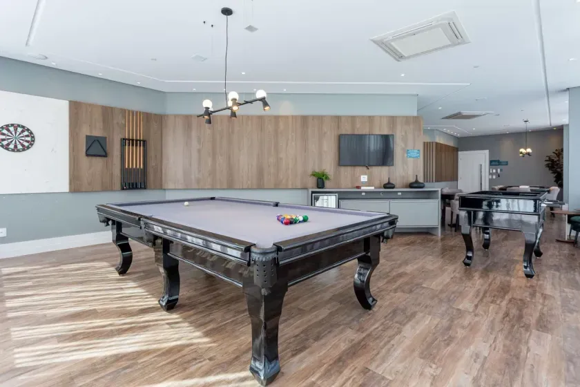 Apartamento quadra mar com 3 suítes e 3 vagas de garagem em Balneário Camboriú — foto 51