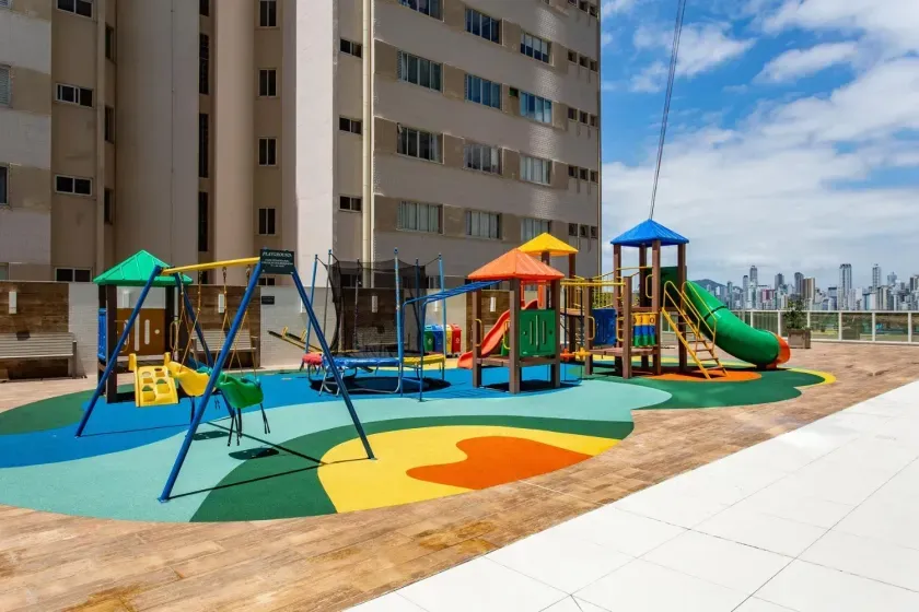 Apartamento quadra mar com 3 suítes e 3 vagas de garagem em Balneário Camboriú — foto 75