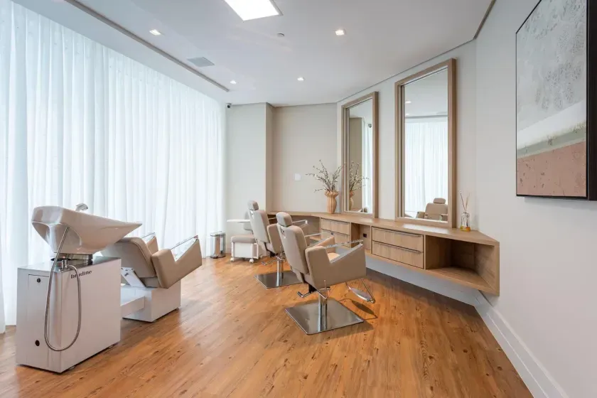 Apartamento quadra mar com 3 suítes e 3 vagas de garagem em Balneário Camboriú — foto 61