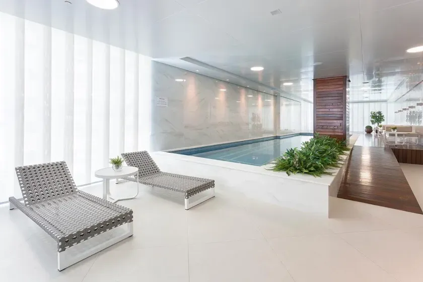 Apartamento quadra mar com 3 suítes e 3 vagas de garagem em Balneário Camboriú — foto 46