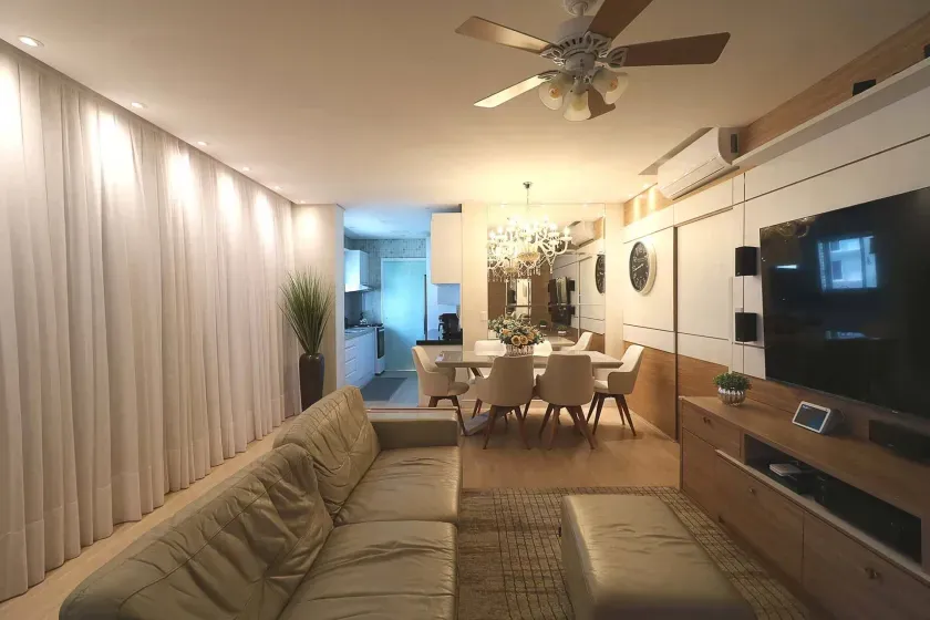Apartamento com 4 suítes e 3 vagas de garagem - Balneário Camboriú/SC