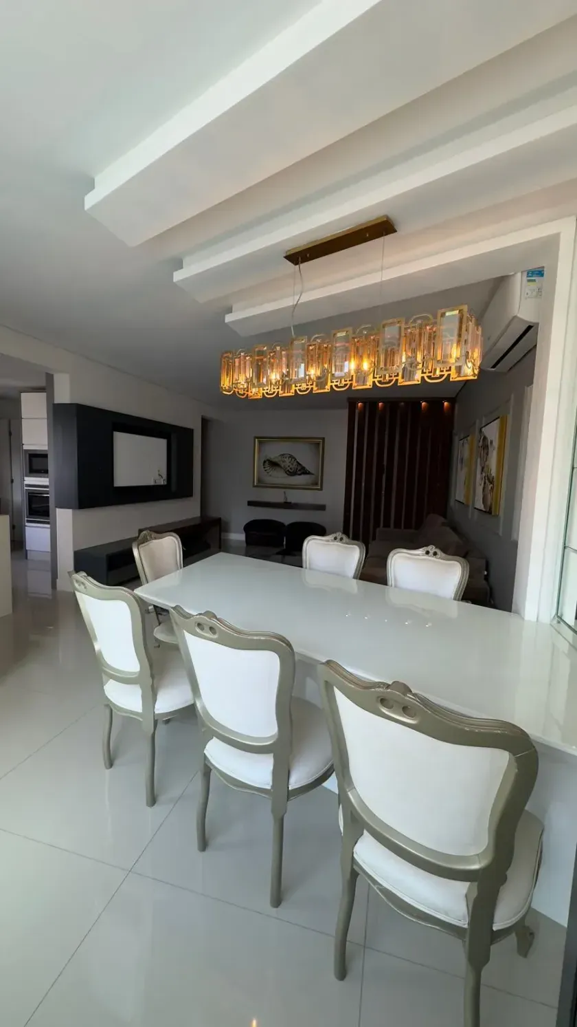 Apartamento com 3 suítes e 2 vagas de garagem em - Balneário Camboriú/SC — foto 2