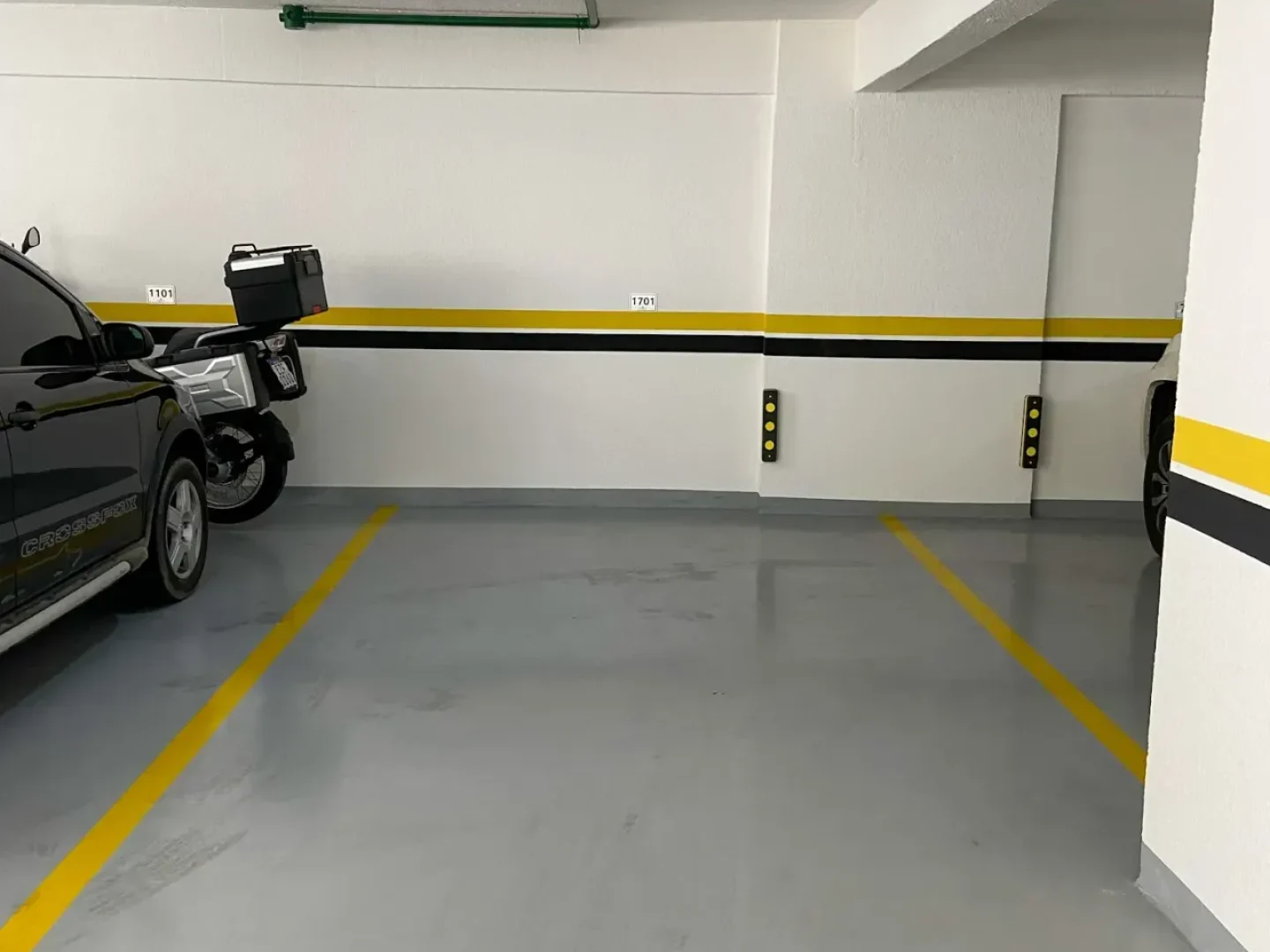 1727478279689