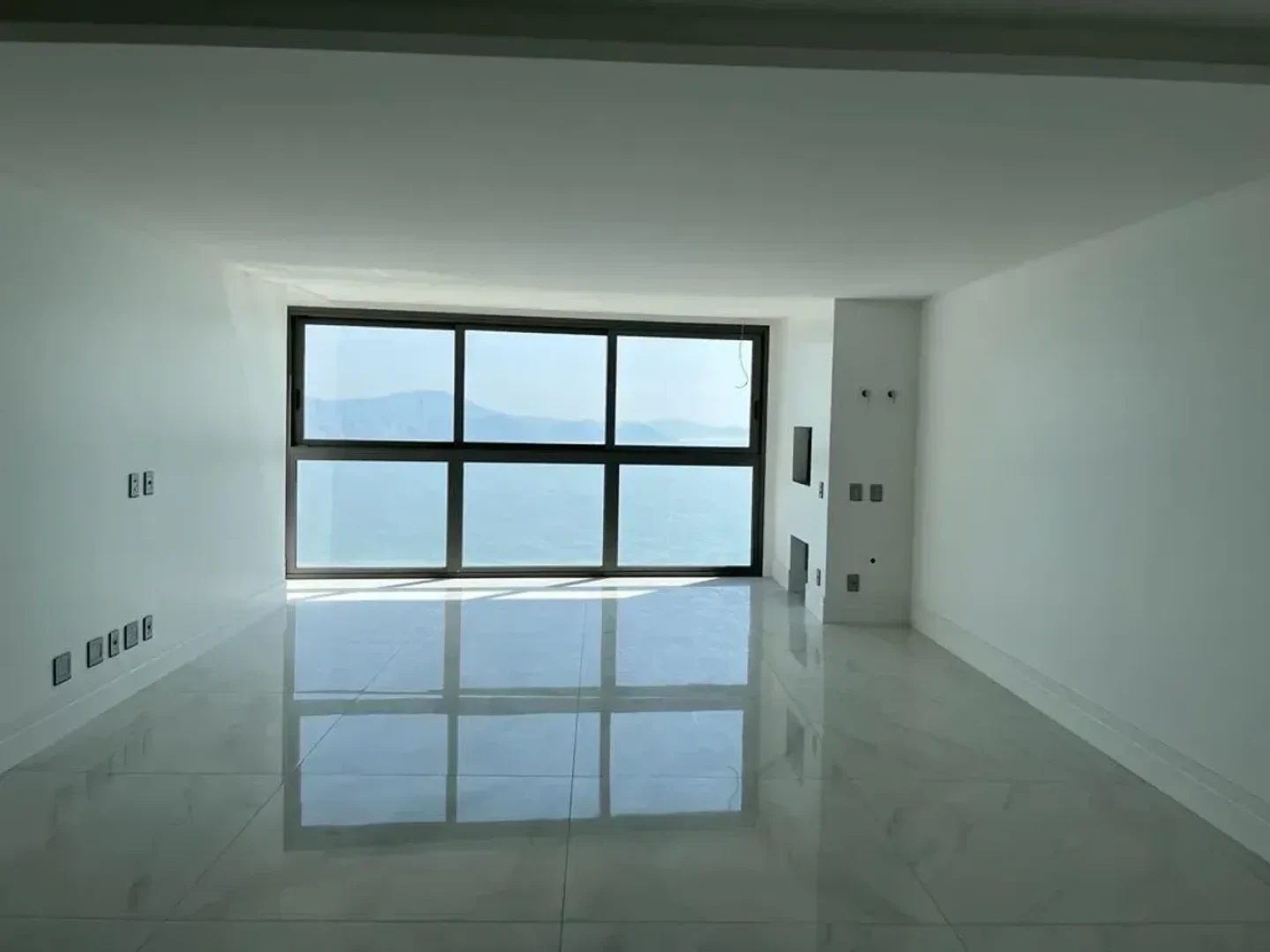 1727498589933