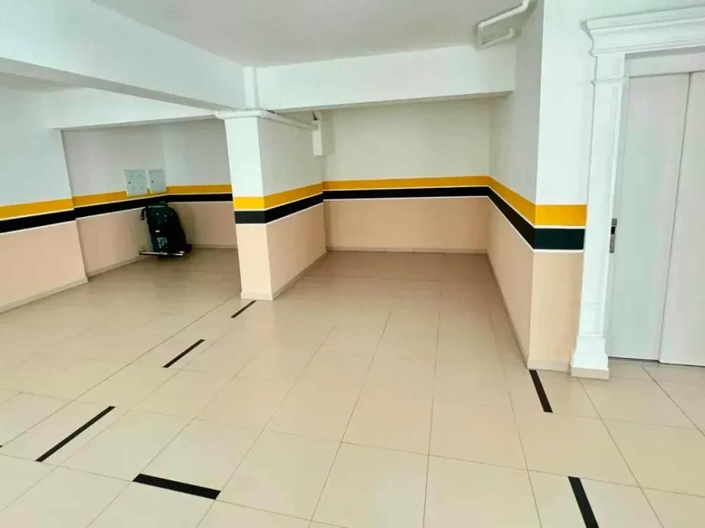 1727501173975