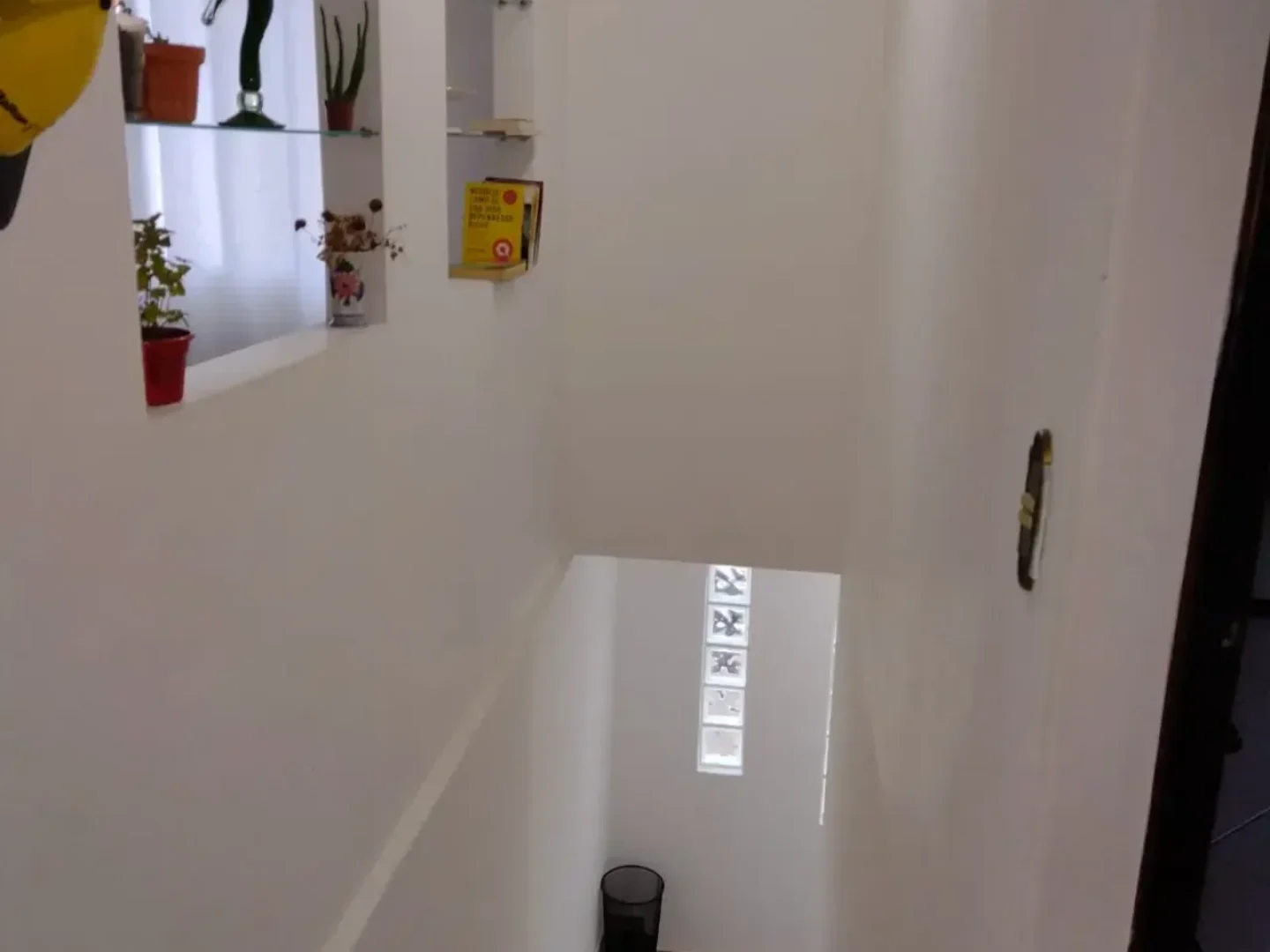1727505797649